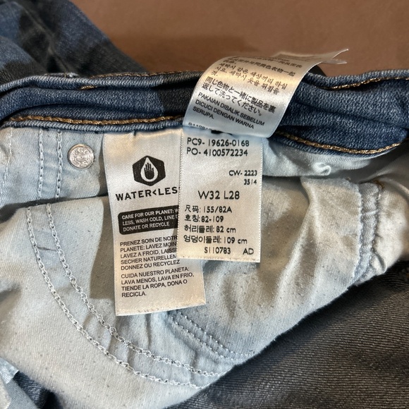 Levi 311 shaping Skinny Jeans - Picture 2 of 4